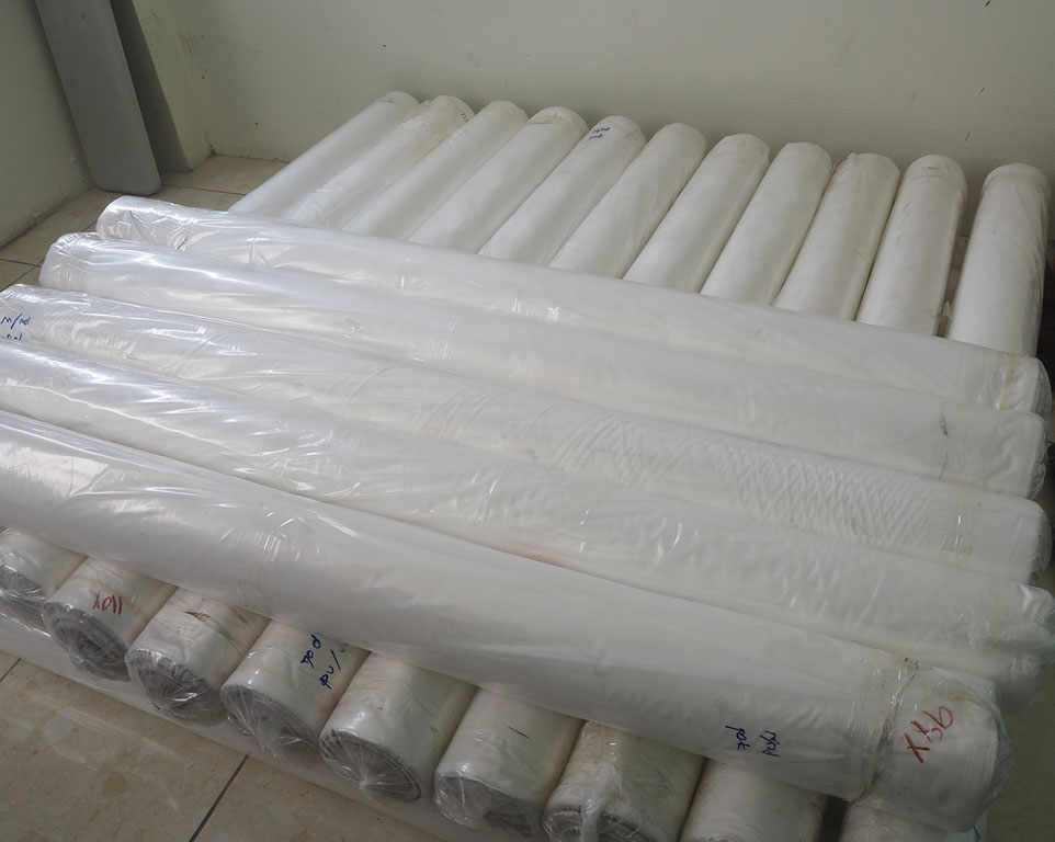 ผ้าร่มTaffita 70 D เคลือบขาว, ผ้ากันน้ำTaffita 70 D เคลือบขาว, ผ้าสต๊อกTaffita 70 D เคลือบขาว